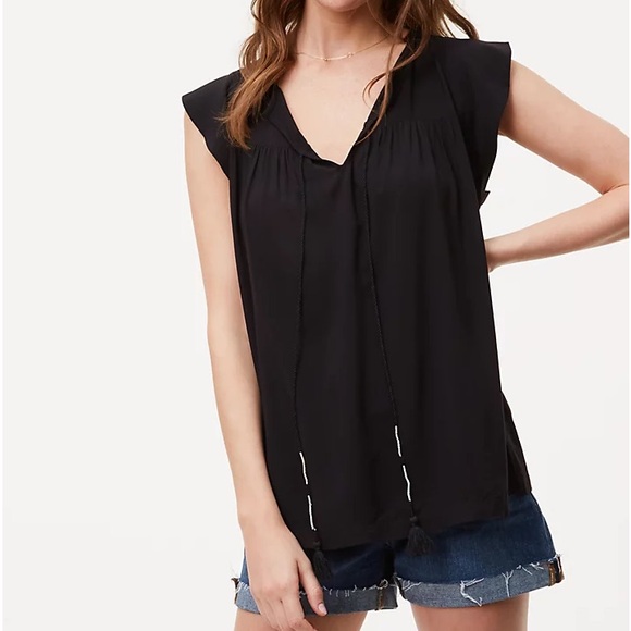 LOFT NWT L XL Flutter Sleeve Split Neck Tassel Top in Black - Picture 8 of 9